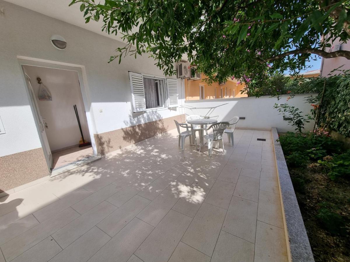 Apartman Ivan Apartamento Makarska Exterior foto